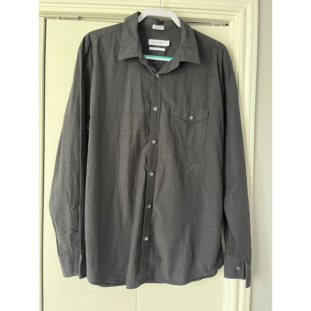 Classic Charcoal Gray Button-Down Shirt Long Sleeve Casual Business Wear